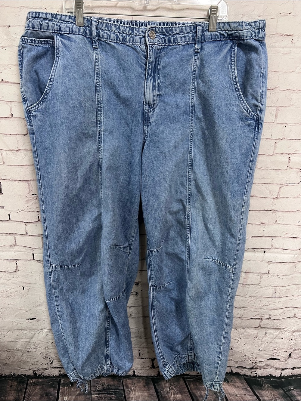 M Maurices Jogger Jeans Wide Leg Plus Size 20 20W Light Blue